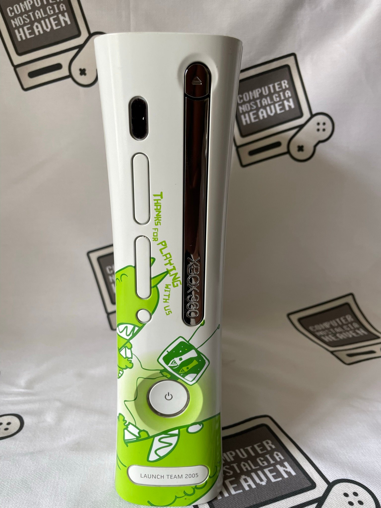 Xbox 360 Launch Team Console [MadCatz UK Launch Faceplate]
